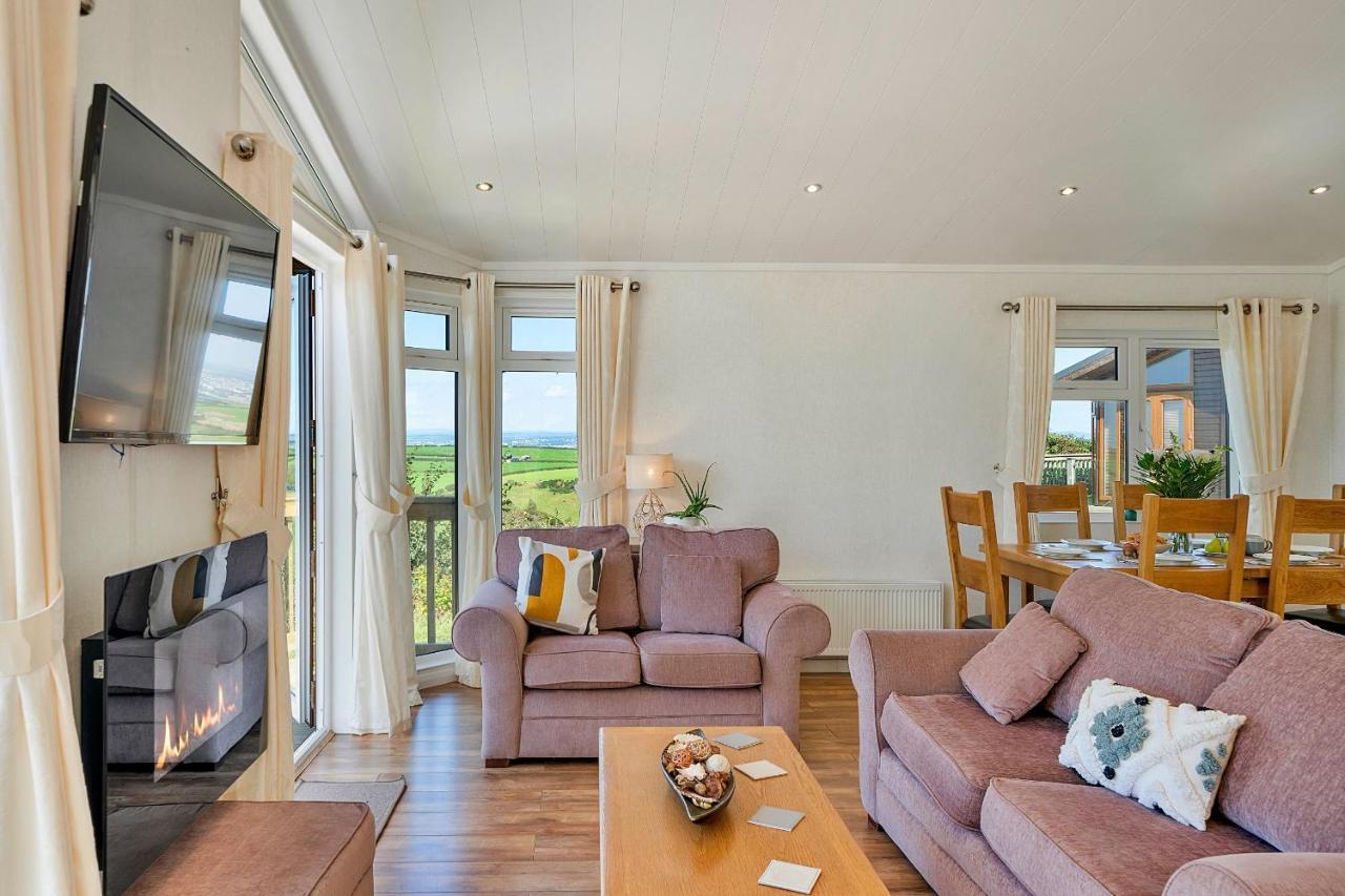 Finest Retreats - Seacroft Villa Torpoint Exterior photo