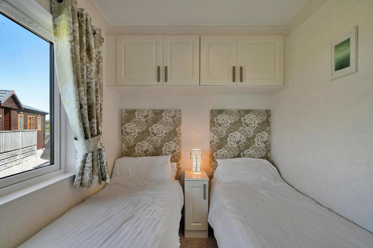 Finest Retreats - Seacroft Villa Torpoint Exterior photo
